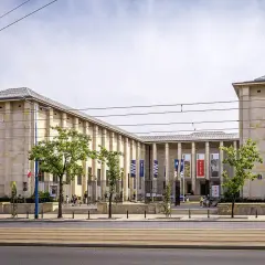 Muzeum Narodowe w Warszawie – świetne miejsce, by dowiedzieć się, co można robić w Warszawie, podziwiać sztukę i kulturę.