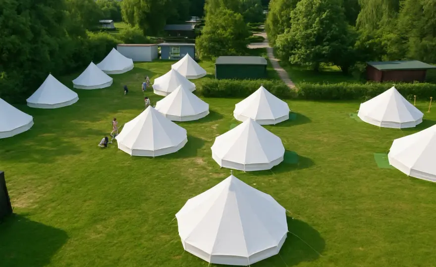 Glamping nad morzem - jak wybrać idealny nocleg?